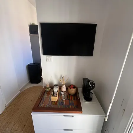 Apartment Bright Duplex With Balcony - 3 Min To & Center